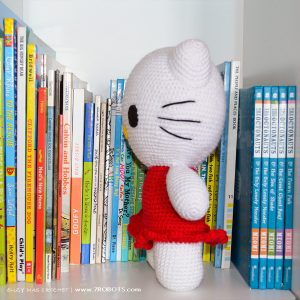 Hello Kitty Crochet by Suzy Dias-prev