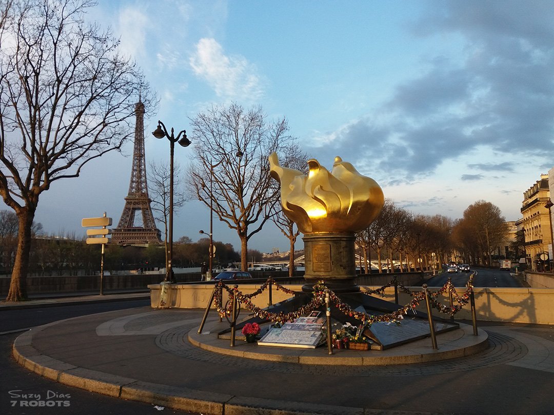 Photos by Suzy Dias | Paris, Flame of Liberty & Eiffel Tower