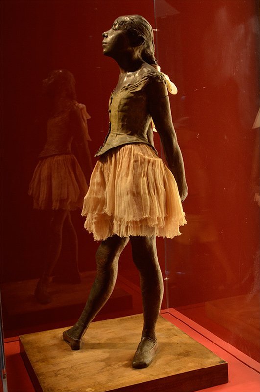 Degas La Petite Danseuse. Photos by Suzy Dias
