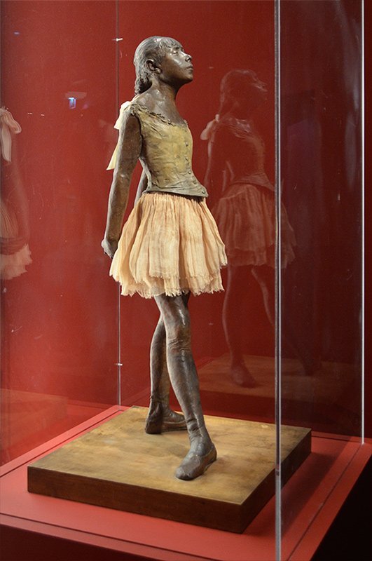 Degas Petite Danseuse. Photos by Suzy Dias