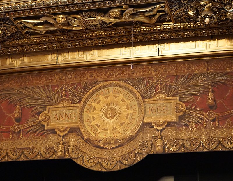 Inside the Paris Opera (pt2). Photos by Suzy Dias